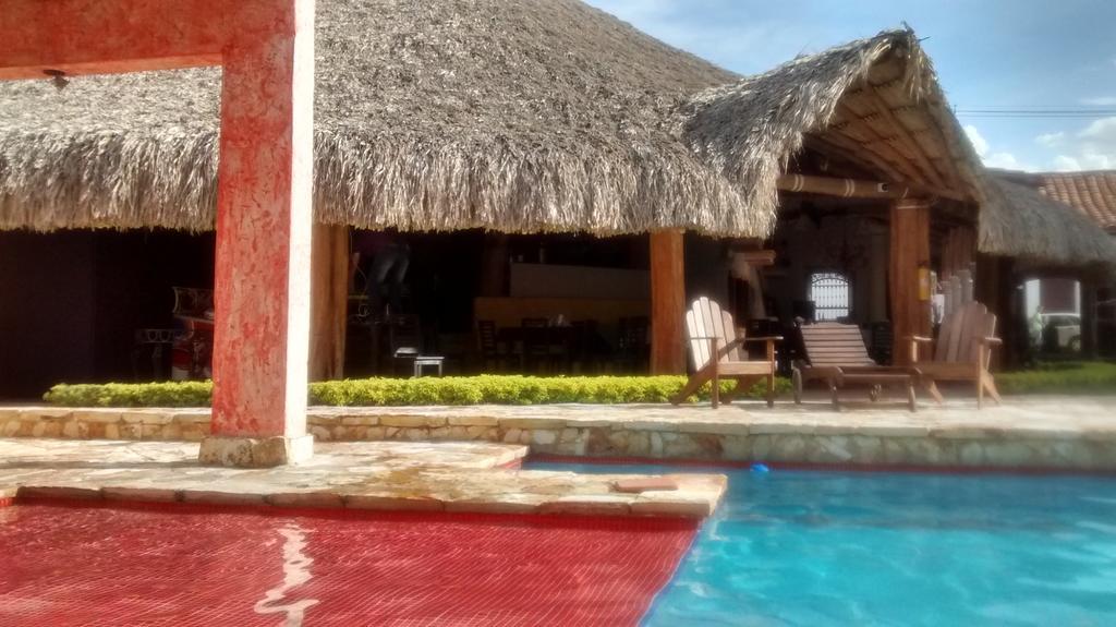 Hotel Santa Barbara Colonial - Santa Fe De Antioquia Buitenkant foto