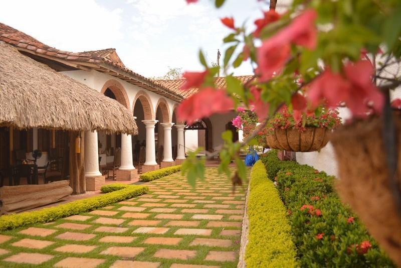 Hotel Santa Barbara Colonial - Santa Fe De Antioquia Buitenkant foto