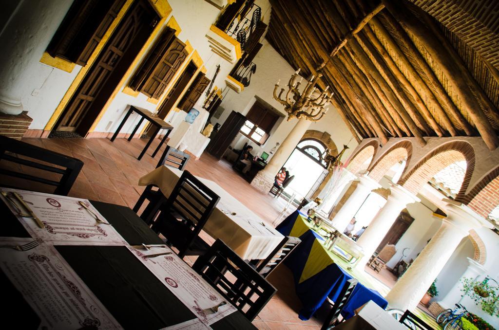 Hotel Santa Barbara Colonial - Santa Fe De Antioquia Buitenkant foto