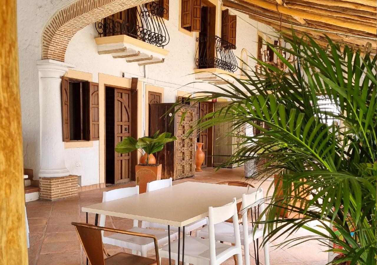 Hotel Santa Barbara Colonial - Santa Fe De Antioquia Buitenkant foto