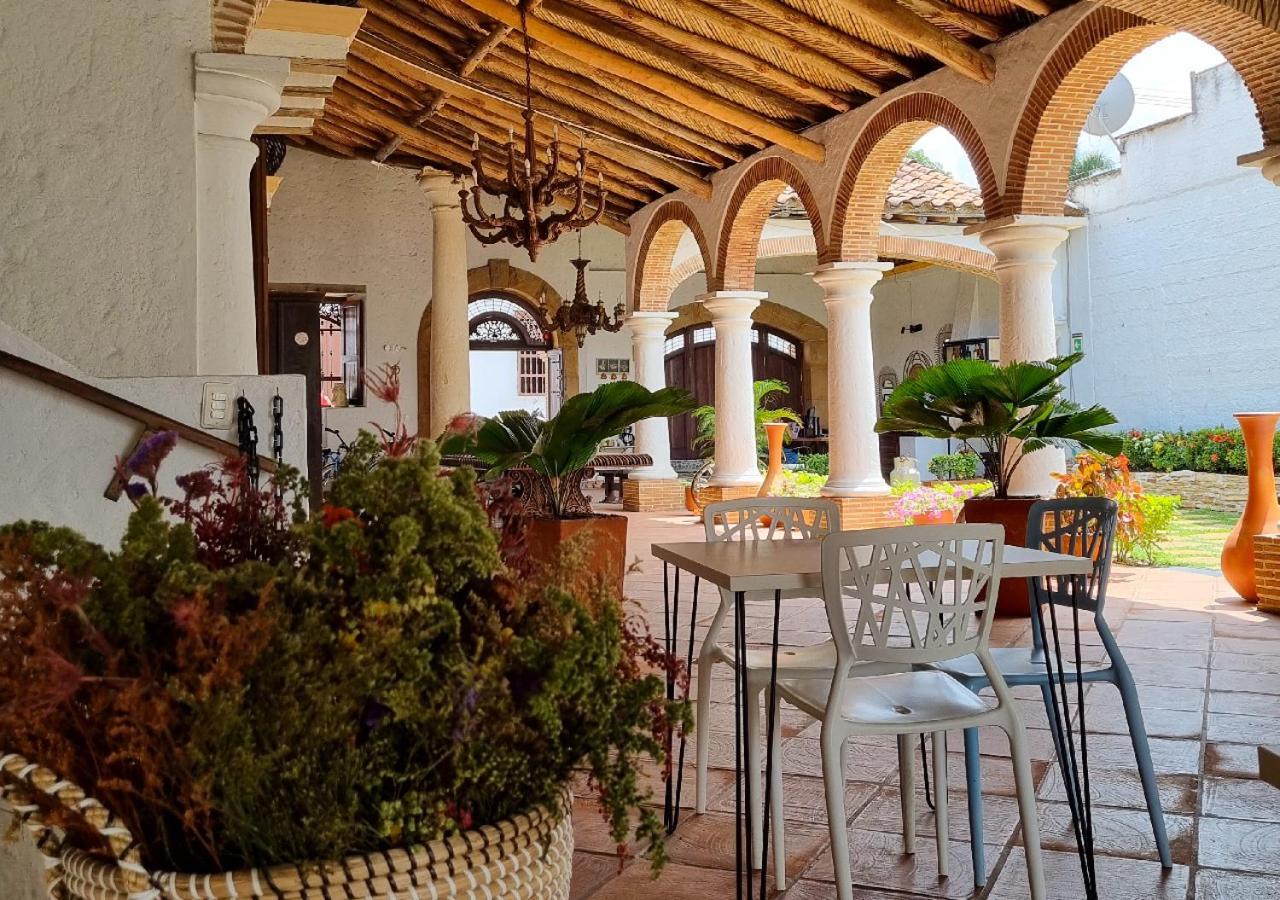 Hotel Santa Barbara Colonial - Santa Fe De Antioquia Buitenkant foto